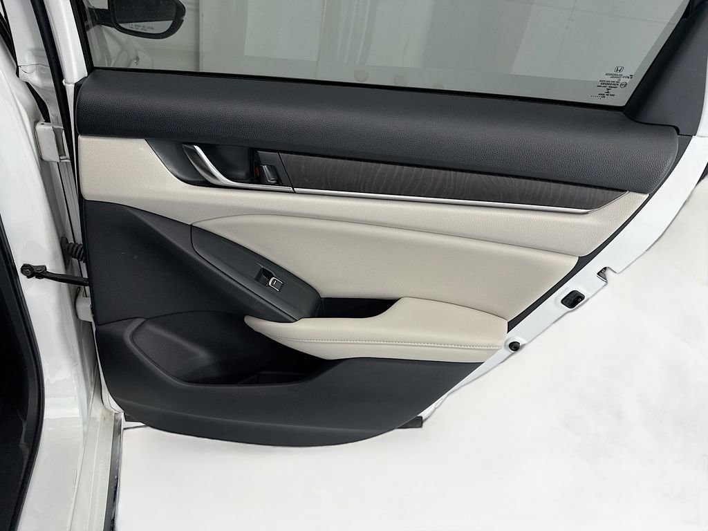 Used 2020 Honda Accord EX-L image 25