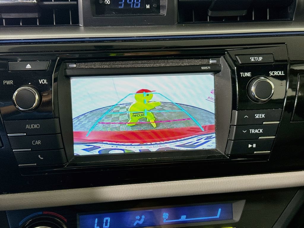 Used 2016 Toyota Corolla LE FWD image 5