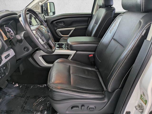 Used 2019 Nissan Titan PRO-4X w/ Pro-4x Convenience Package image 15
