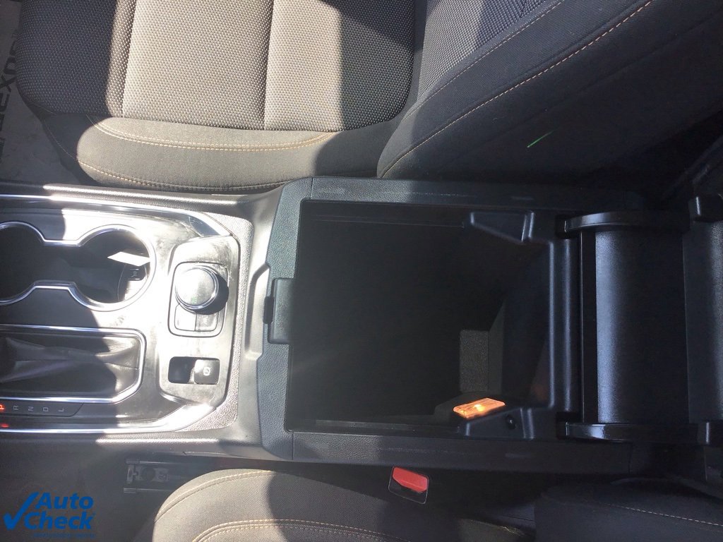 Used 2021 Chevrolet Traverse LT image 45