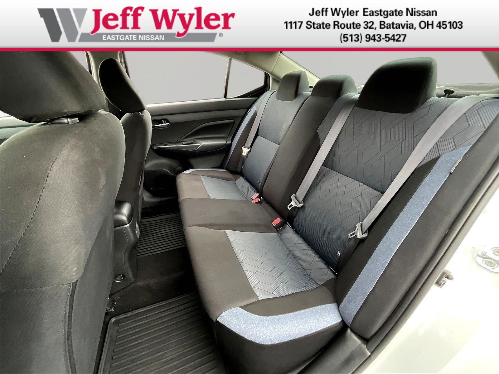 New 2025 Nissan Versa SV w/ Trunk Package FWD image 17
