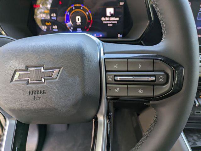 New 2026 Chevrolet Colorado ZR2 w/ Technology Package AWD/4WD image 16