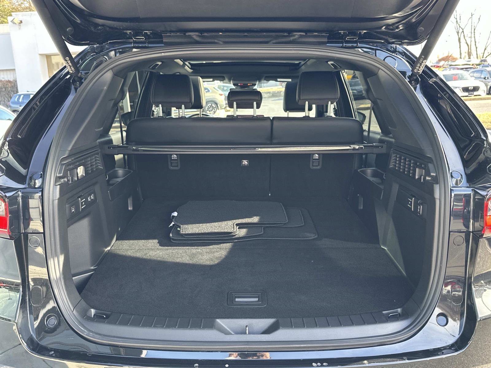 Used 2025 MAZDA CX-70 Plug-In Hybrid w/ Premium Plus image 15