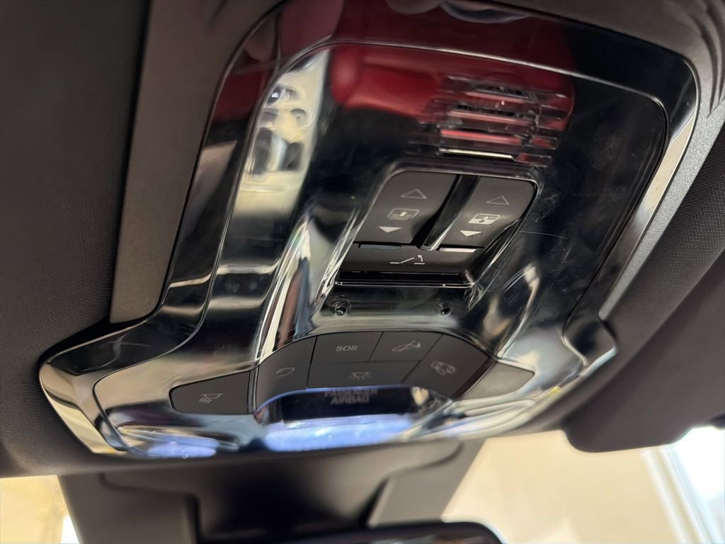 Used 2023 Alfa Romeo Stelvio Veloce image 28