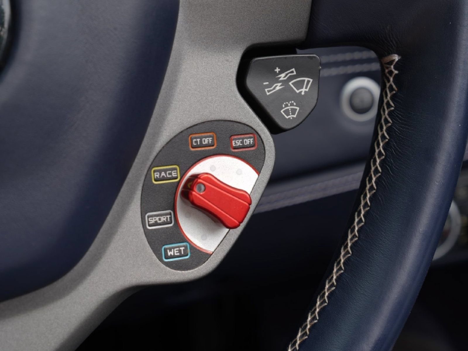 Used 2017 Ferrari 488 Spider RWD image 27