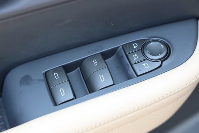 New 2027 Buick Enclave Preferred FWD image 16