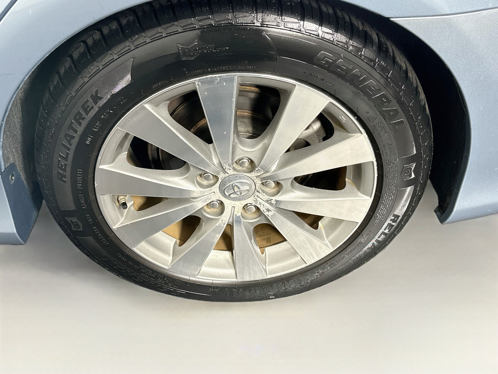 Used 2012 Toyota Avalon Limited FWD image 11