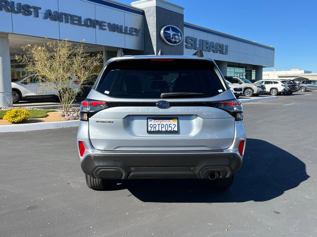 Used 2025 Subaru Forester Limited w/ Popular Package #2 image 3