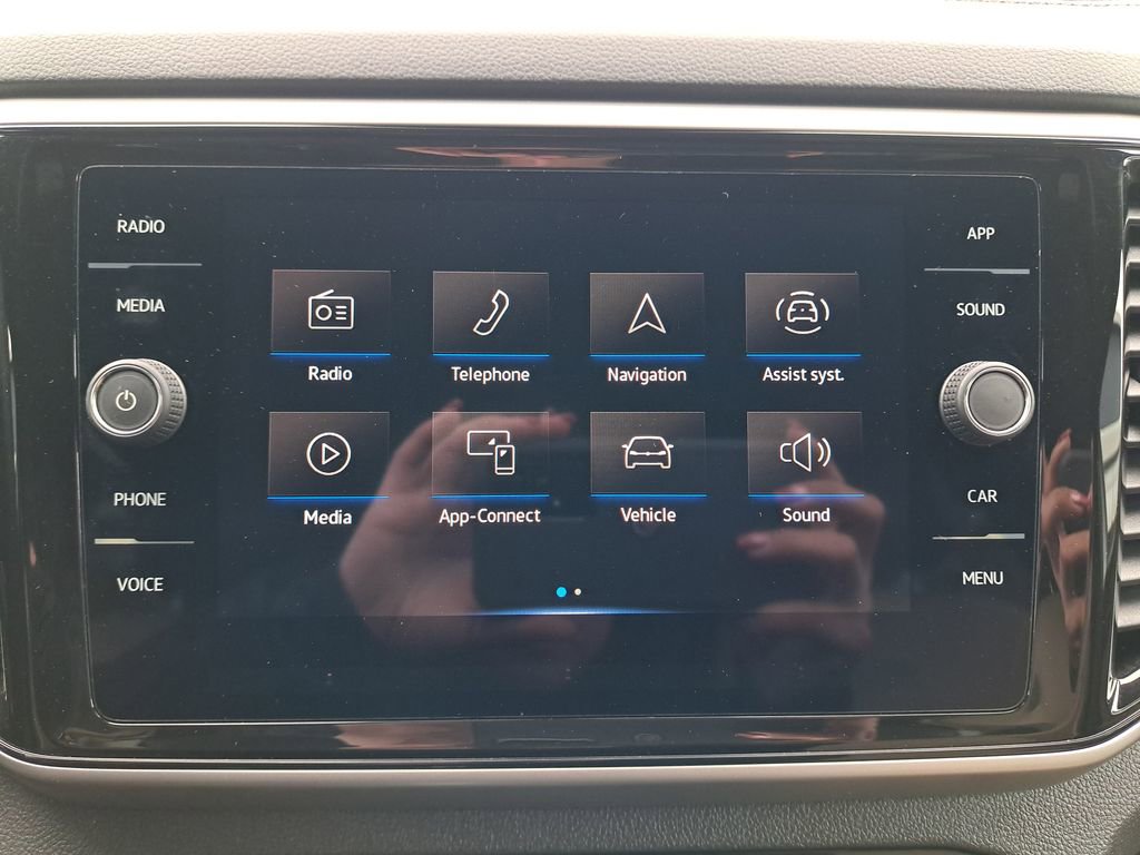 Used 2023 Volkswagen Atlas Cross Sport SE AWD/4WD image 21