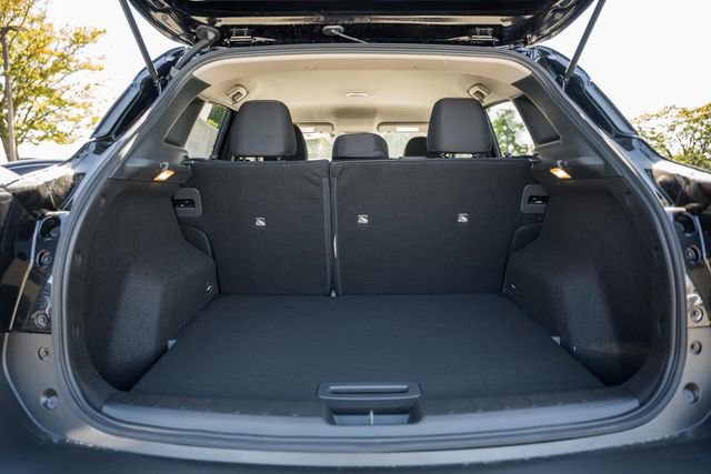 New 2026 Nissan Kicks SV image 9