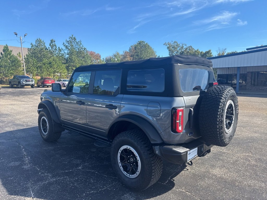Used 2022 Ford Bronco Badlands image 17
