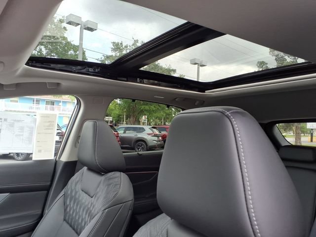 New 2026 Nissan Murano Platinum w/ Cargo Package AWD/4WD image 7