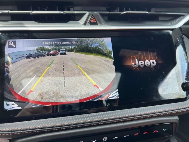 New 2026 Jeep Cherokee Overland w/ Trailer Tow Group AWD/4WD image 19