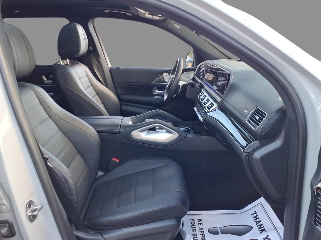Used 2024 Mercedes-Benz GLS 450 4MATIC image 13