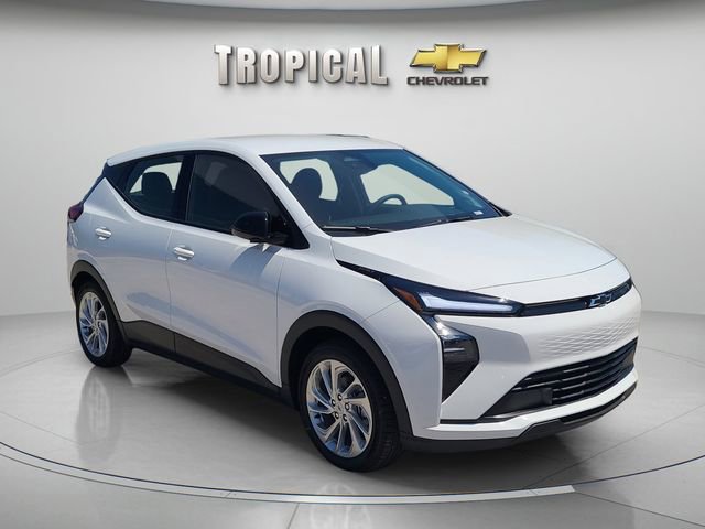 New 2027 Chevrolet Bolt LT w/ Comfort Package FWD image 4