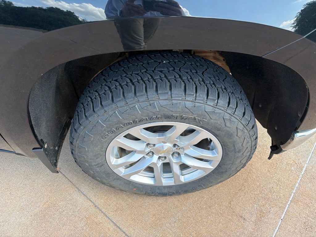 Used 2019 Chevrolet Silverado 1500 LT w/ Texas Edition AWD/4WD image 8