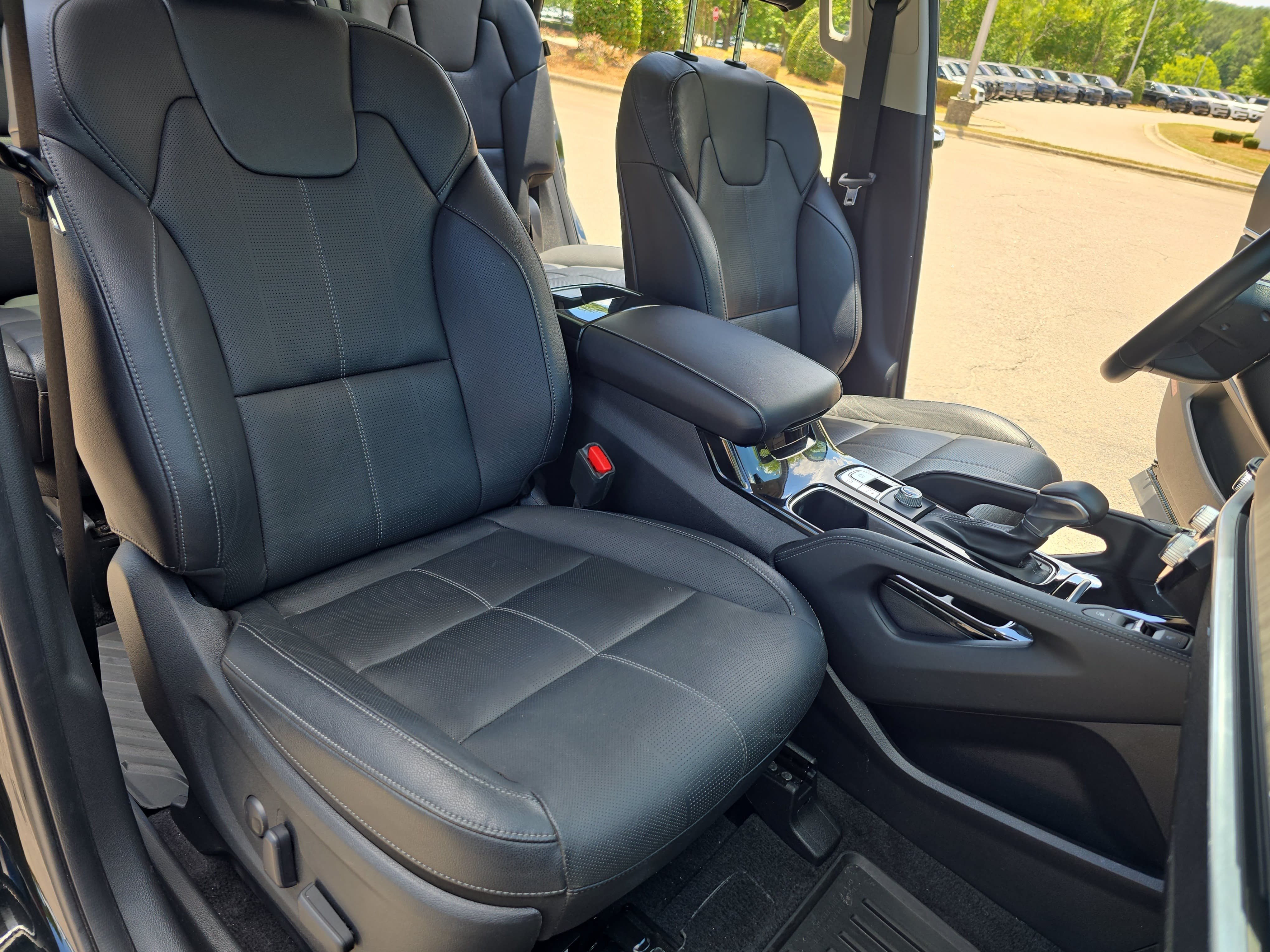 Used 2023 Kia Telluride SX FWD image 10
