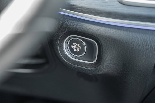 Certified 2025 Mercedes-Benz GLE 450e 4MATIC image 25