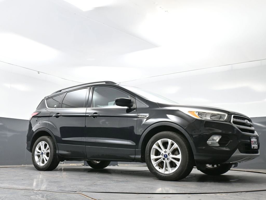 Used 2017 Ford Escape SE AWD/4WD image 47