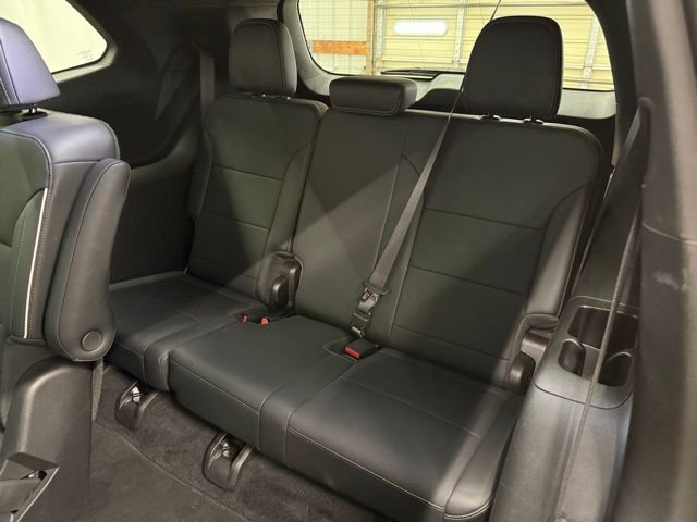 Used 2025 Buick Enclave Preferred image 22