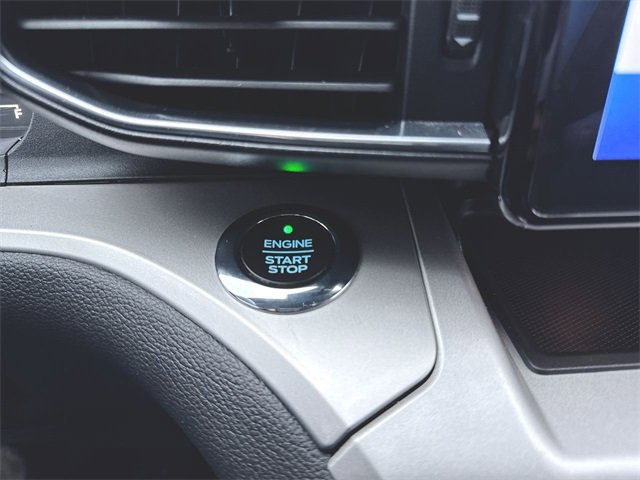 Used 2020 Ford Explorer XLT w/ Equipment Group 202A image 16