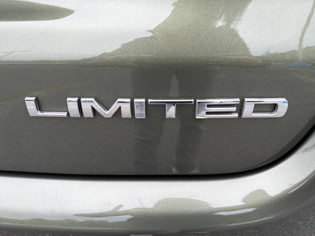 Used 2018 Jeep Compass Limited w/ Navigation Group AWD/4WD image 8
