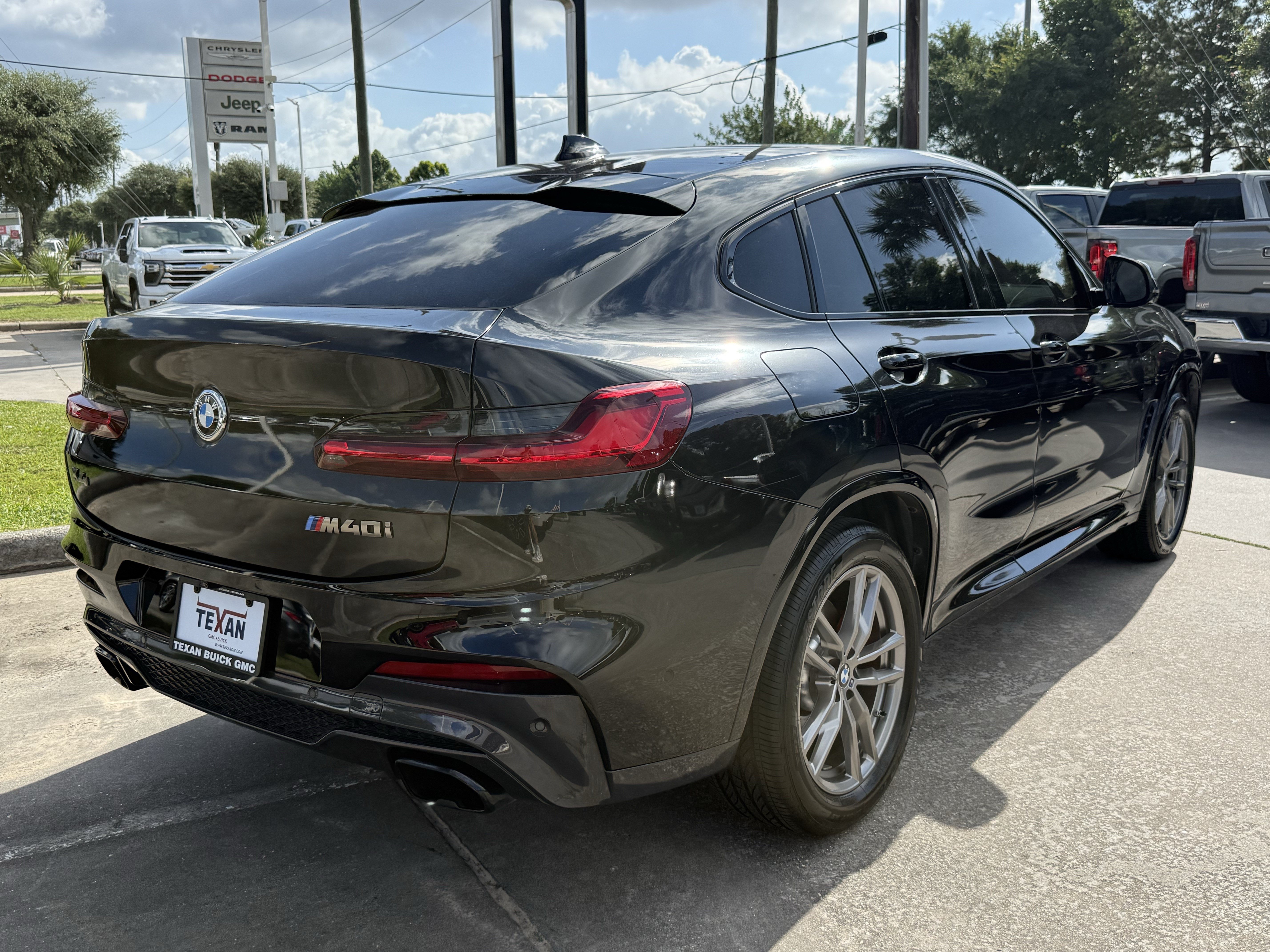 Used 2021 BMW X4 M40i w/ Executive Package AWD/4WD image 5