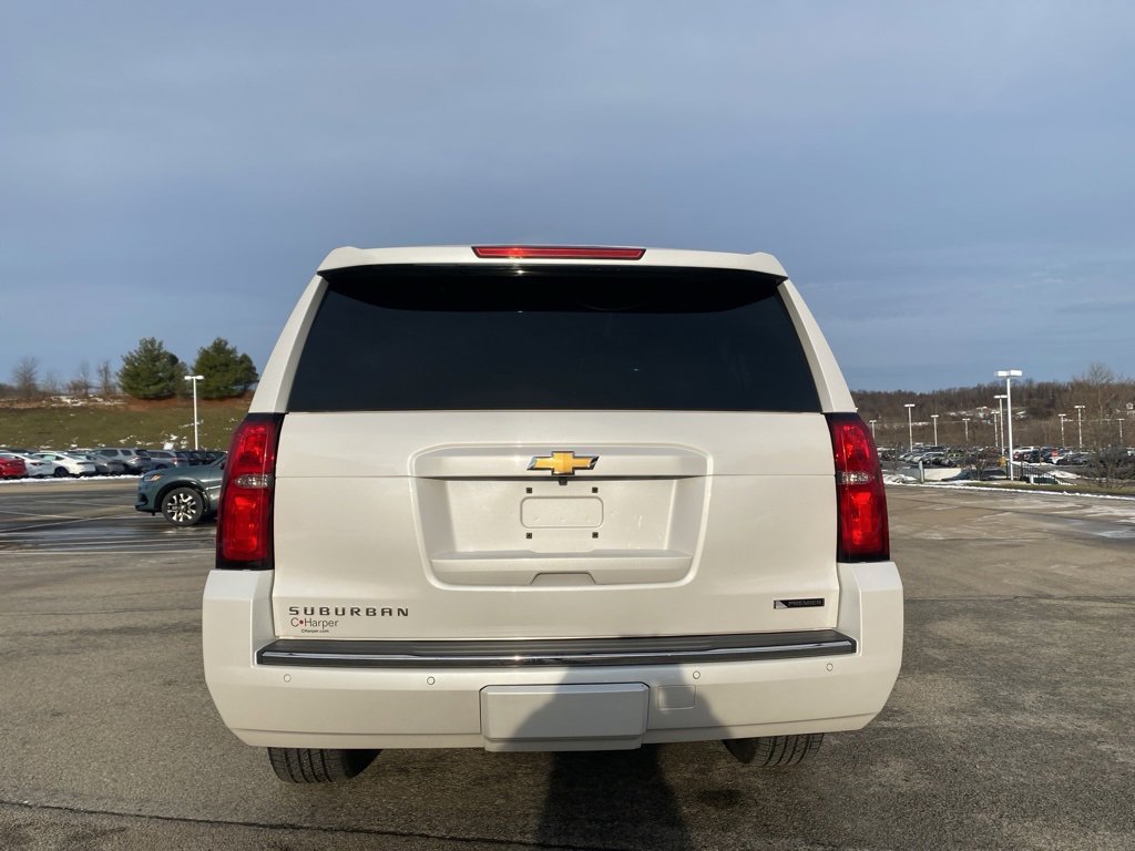Used 2018 Chevrolet Suburban Premier image 4