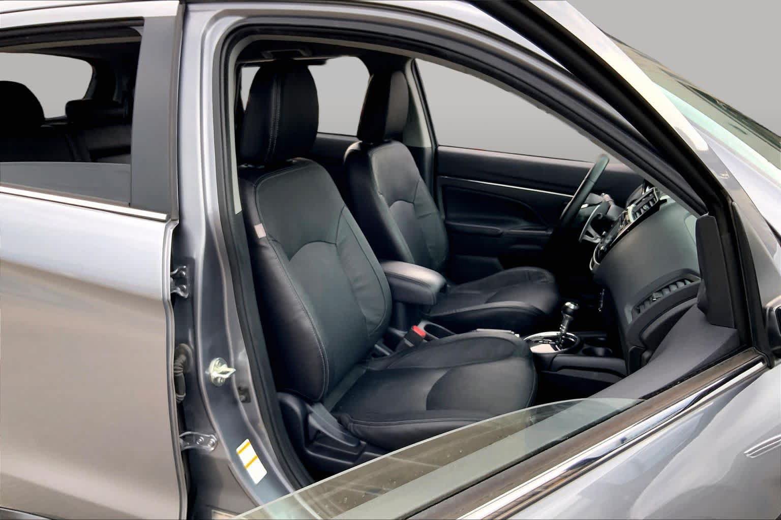 Used 2017 Mitsubishi Outlander Sport SEL FWD image 9