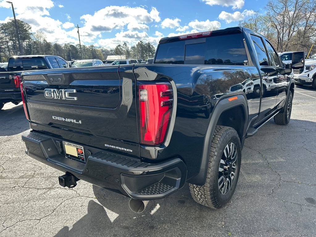 Used 2025 GMC Sierra 2500 Denali Ultimate image 6