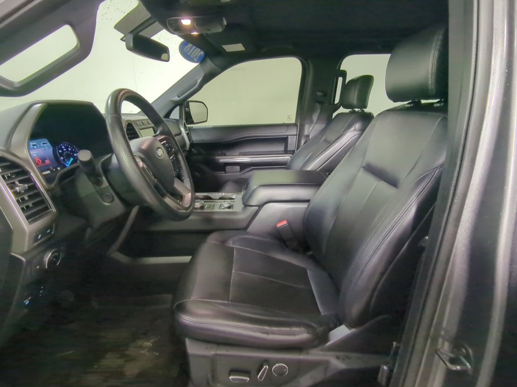 Used 2018 Ford Expedition XLT w/ Equipment Group 202A image 16