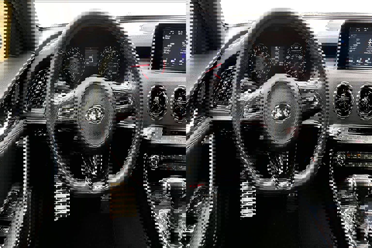 Used 2020 Kia Stinger GT-Line image 5