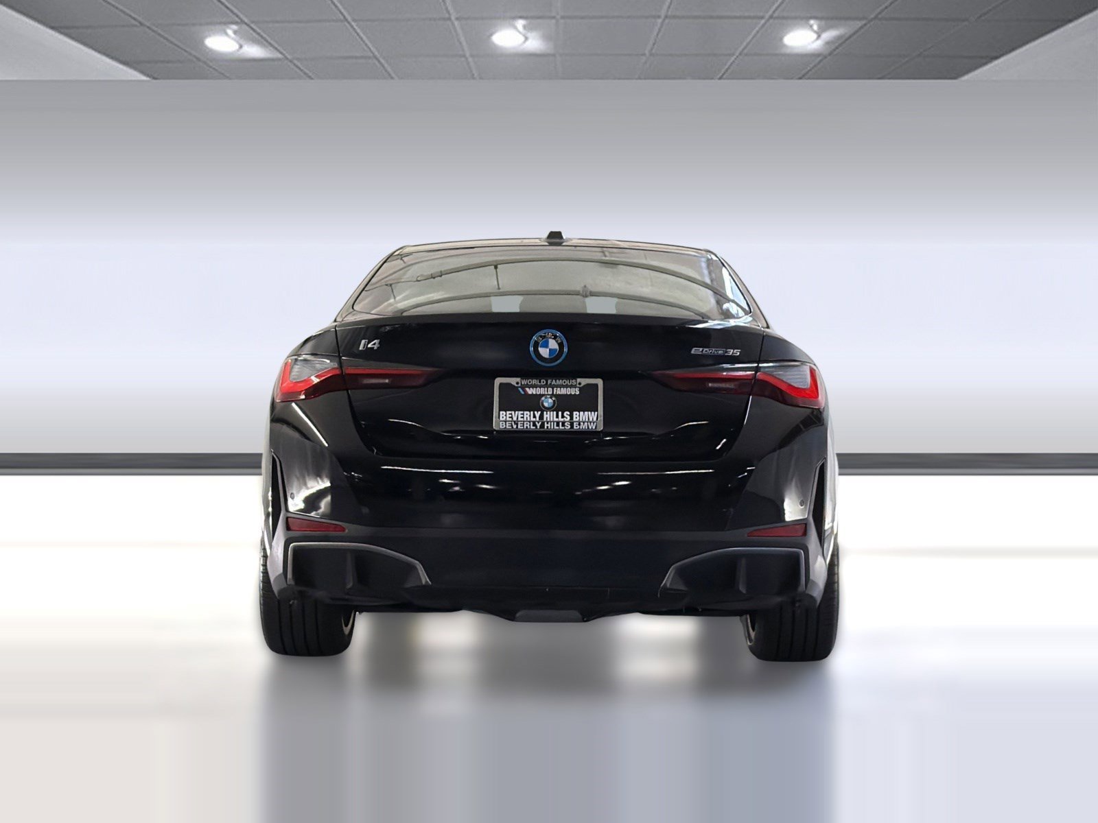 Used 2023 BMW i4 eDrive35 w/ Premium Package image 10