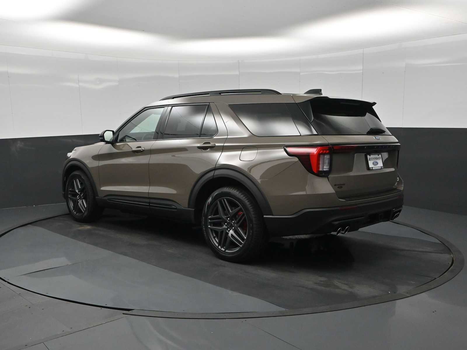 New 2026 Ford Explorer ST image 6