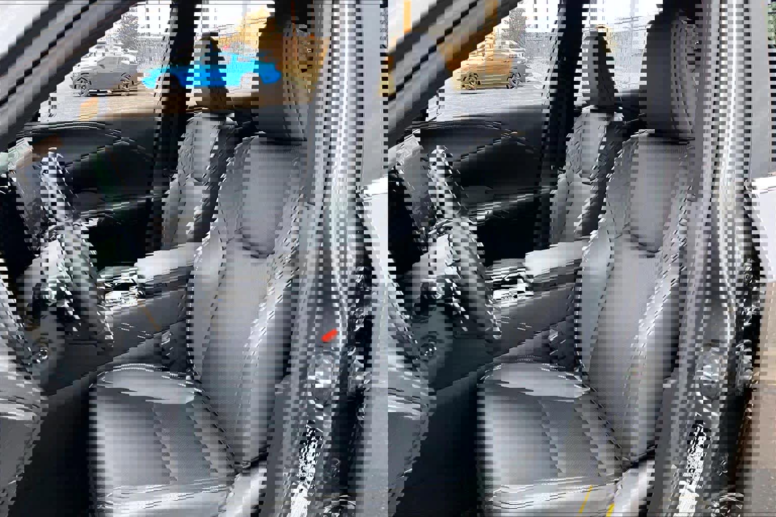 Used 2025 Lexus RX 350 Premium w/ Accessory Package (Z1) image 8