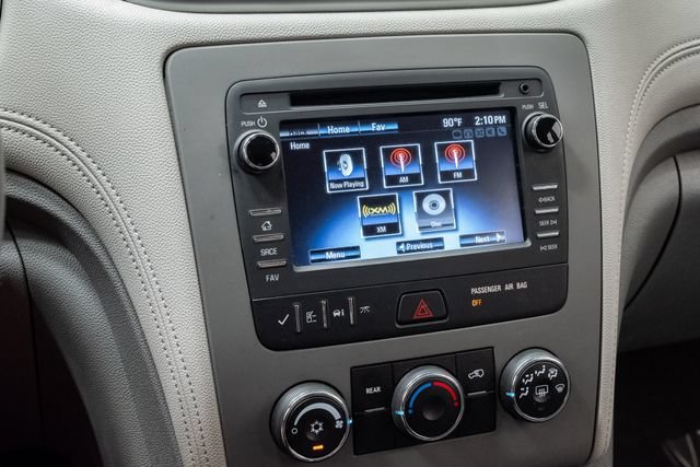 Used 2017 Chevrolet Traverse LS FWD image 17