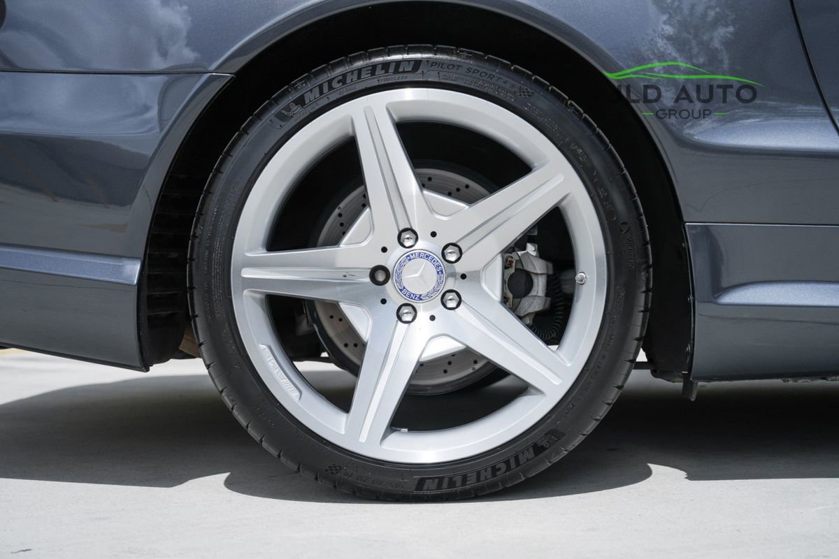 Used 2012 Mercedes-Benz SL 550 image 40