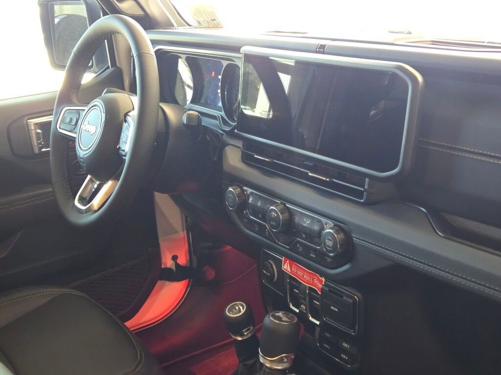 New 2026 Jeep Wrangler Sahara w/ Safety Group image 6