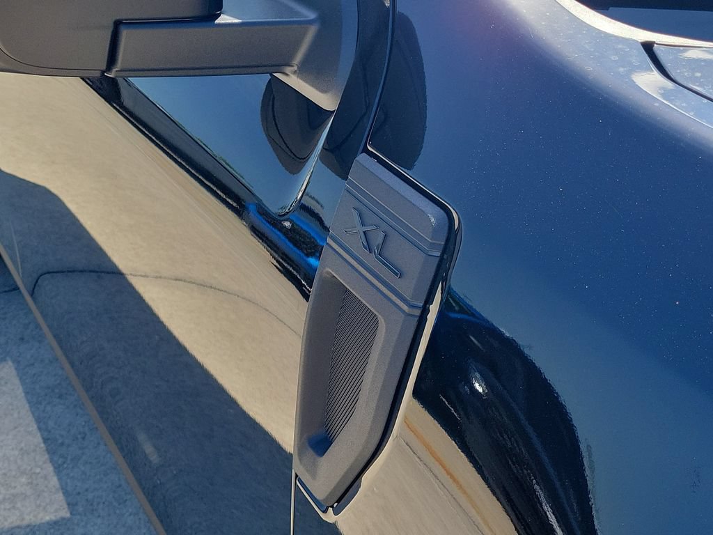 New 2026 Ford Maverick XL FWD image 8
