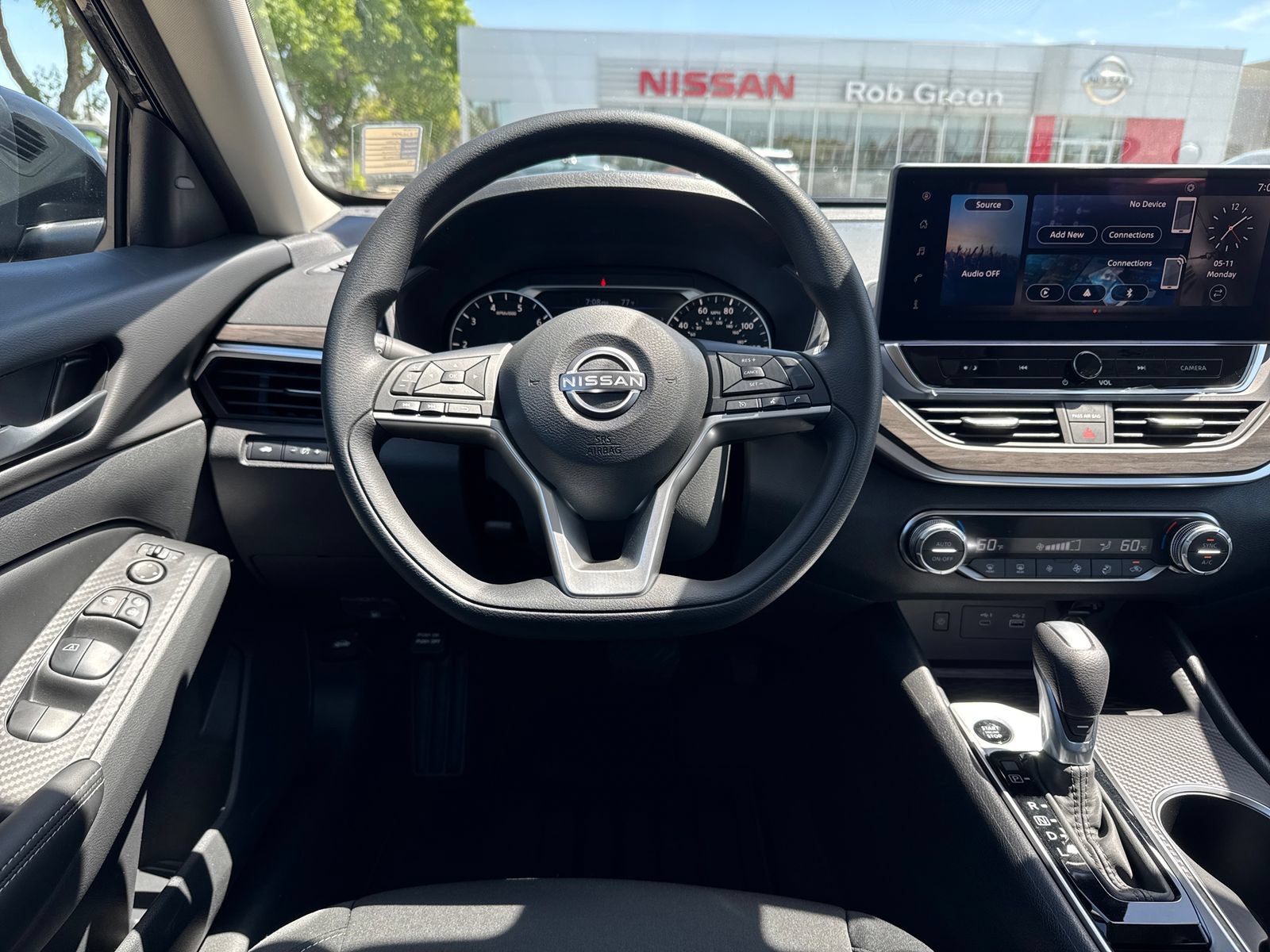 New 2026 Nissan Altima 2.5 SV w/ SV Special Edition Package FWD image 14