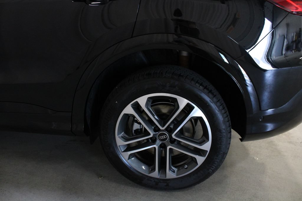 New 2026 Audi Q5 Premium AWD/4WD image 29