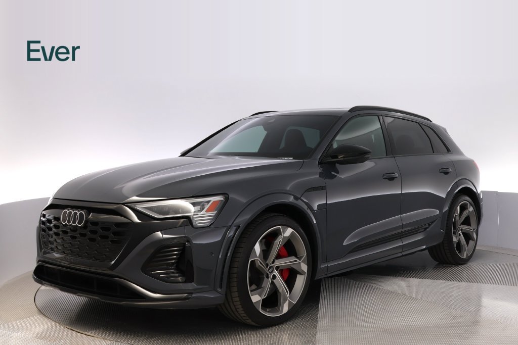 Used 2024 Audi Q8 e-tron Premium Plus w/ Prestige Package AWD/4WD image 2