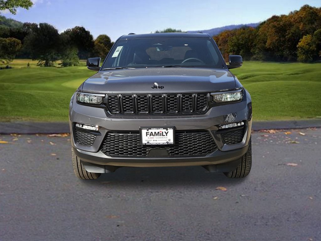 New 2025 Jeep Grand Cherokee Limited image 2