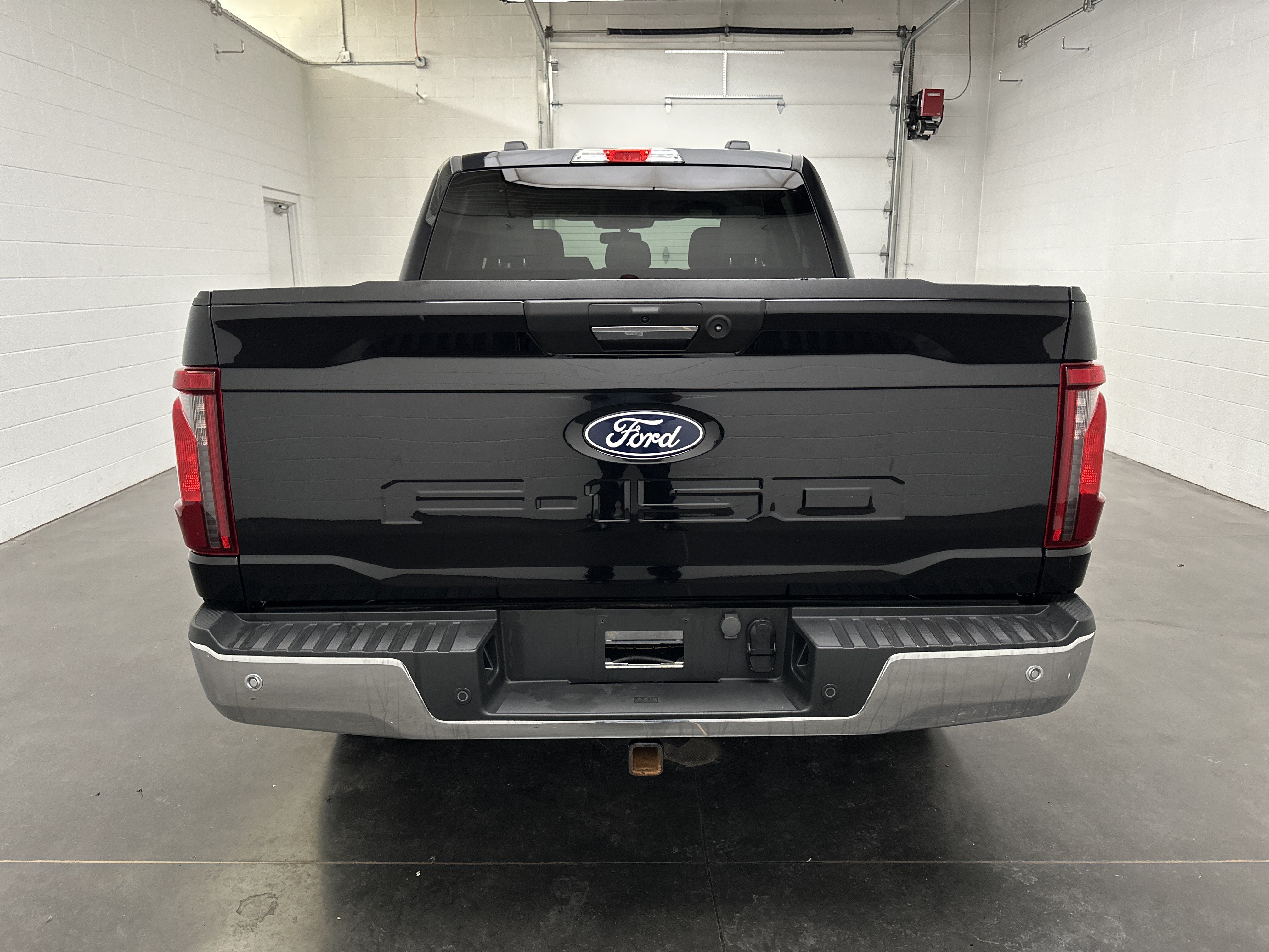 Used 2024 Ford F150 XLT AWD/4WD image 9