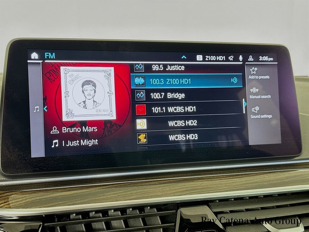 Certified 2023 BMW 530e xDrive w/ Premium Package image 15