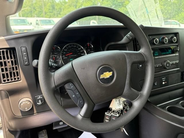 New 2026 Chevrolet Express 3500 w/ Power Convenience Package RWD image 32