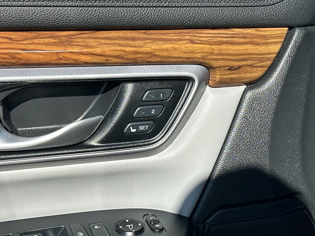 Used 2017 Honda CR-V EX-L image 11