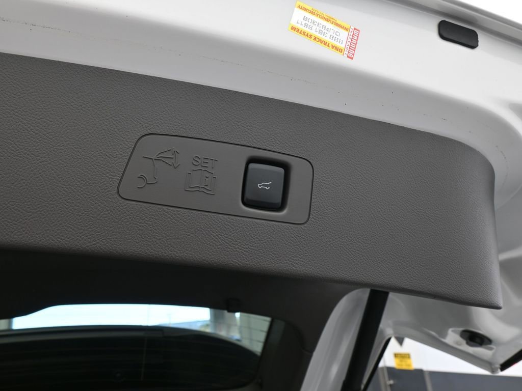 Used 2022 Lincoln Corsair Reserve image 46