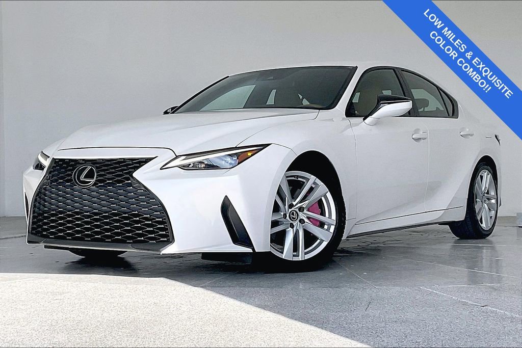 Used 2022 Lexus IS 300 image 15