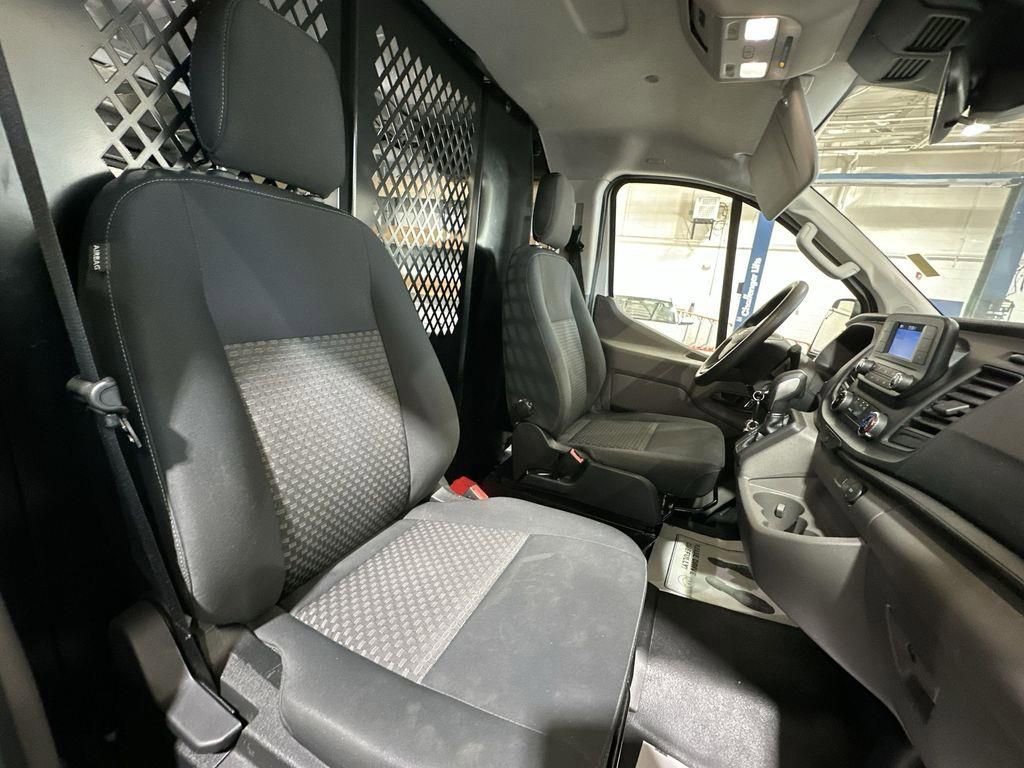 Used 2024 Ford Transit 250 Low Roof w/ Exterior Upgrade Package image 24